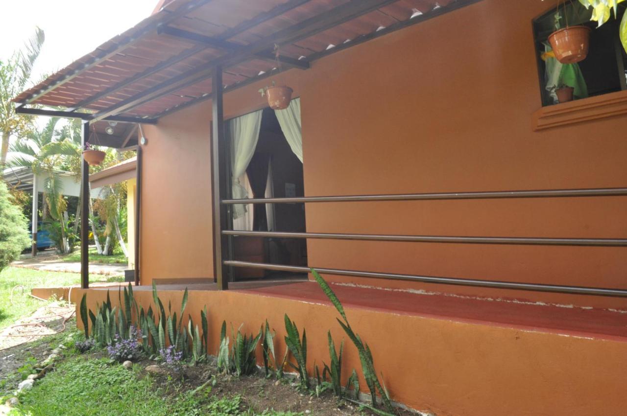 Bed and Breakfast Hospedaje Amanecer Turrialba Exterior foto