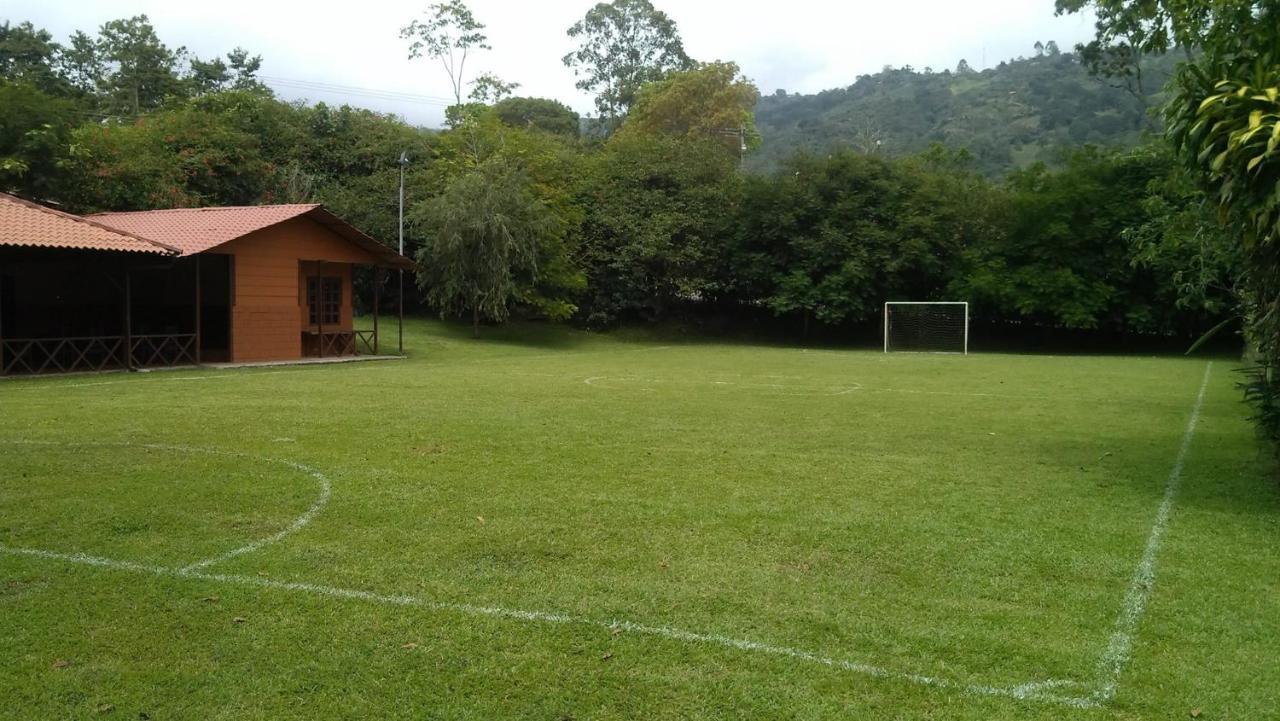 Bed and Breakfast Hospedaje Amanecer Turrialba Exterior foto